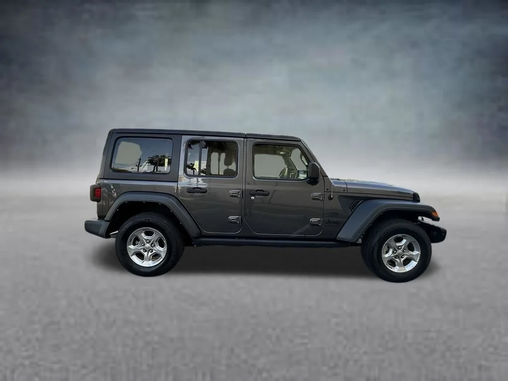 Used 2021 Gray Jeep Unlimited Sport image 8