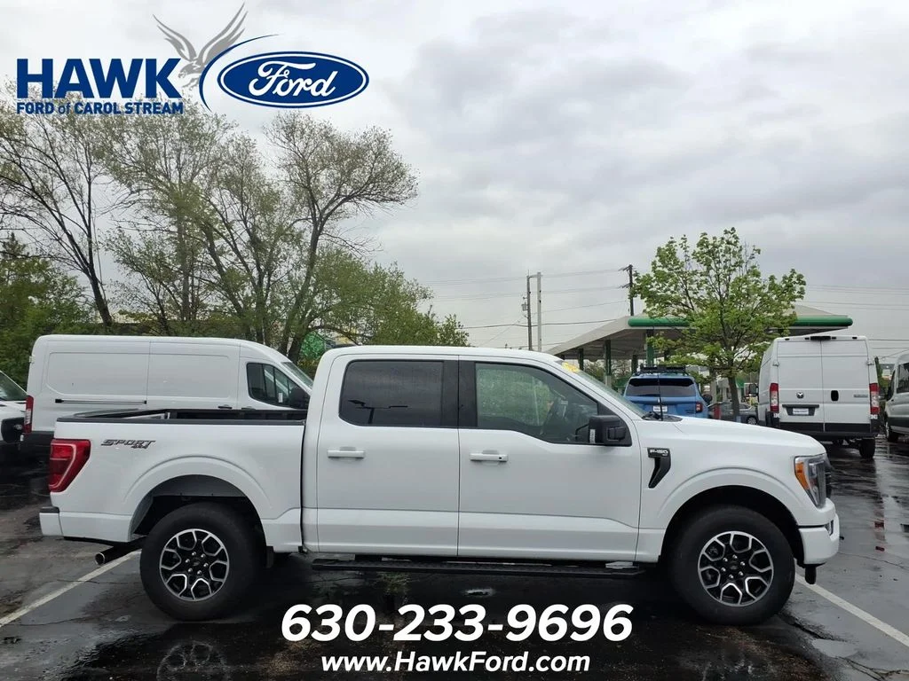 Certified Used 2023 Oxford White Ford XLT image 8