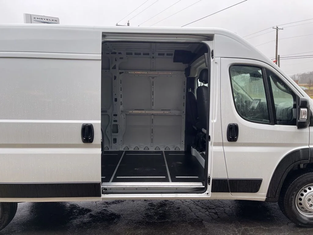 New 2025 Bright White Clear-Coat Exterior Paint RAM High Roof image 7