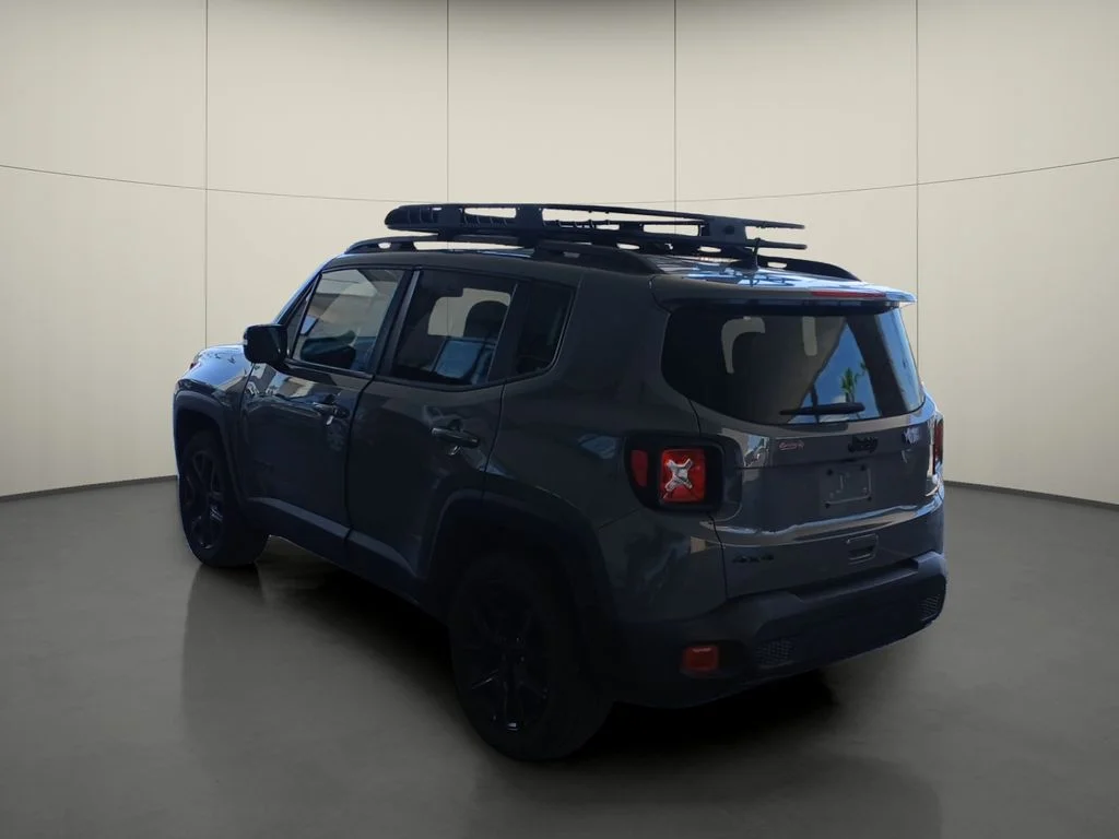 Used 2022 Gray Jeep Altitude image 5
