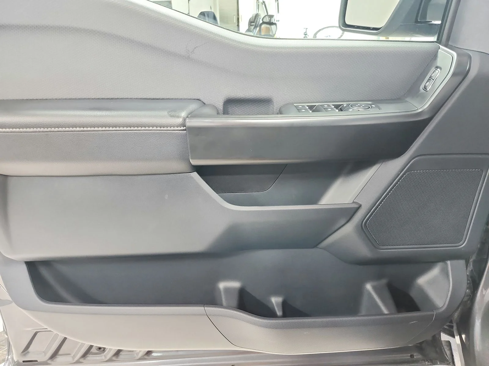 Used 2024 Carbonized Gray Metallic Ford STX image 32