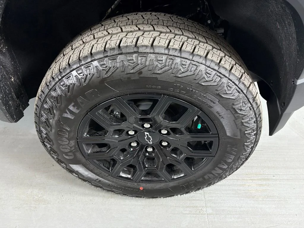 New 2026 Sterling Gray Metallic Chevrolet Trail Boss image 12
