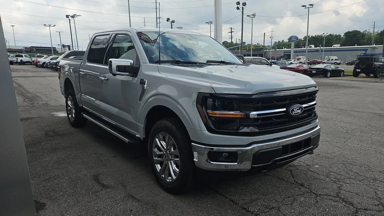 New 2026 Avalanche Ford XLT 4WD image 6