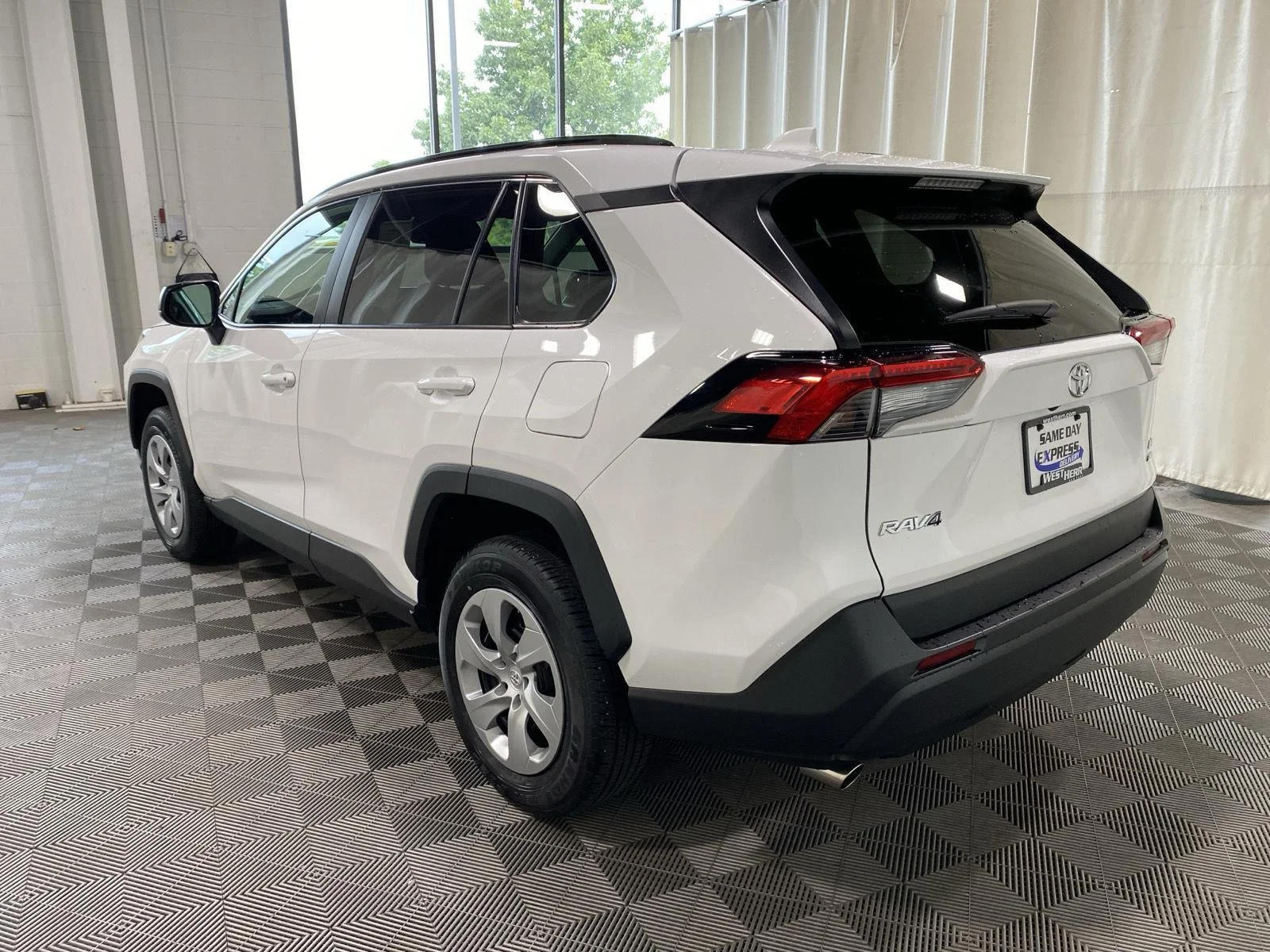 Used 2021 Super White Toyota LE image 5