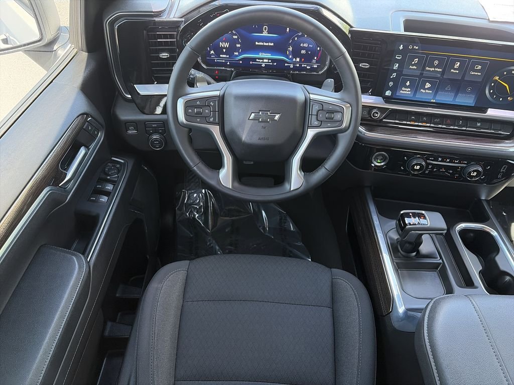Used 2023 White Chevrolet RST image 15