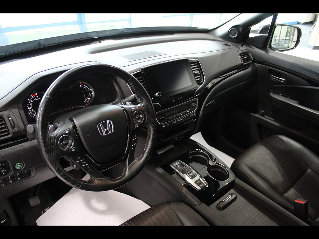 2022 Honda Ridgeline Black Edition - Photo 13