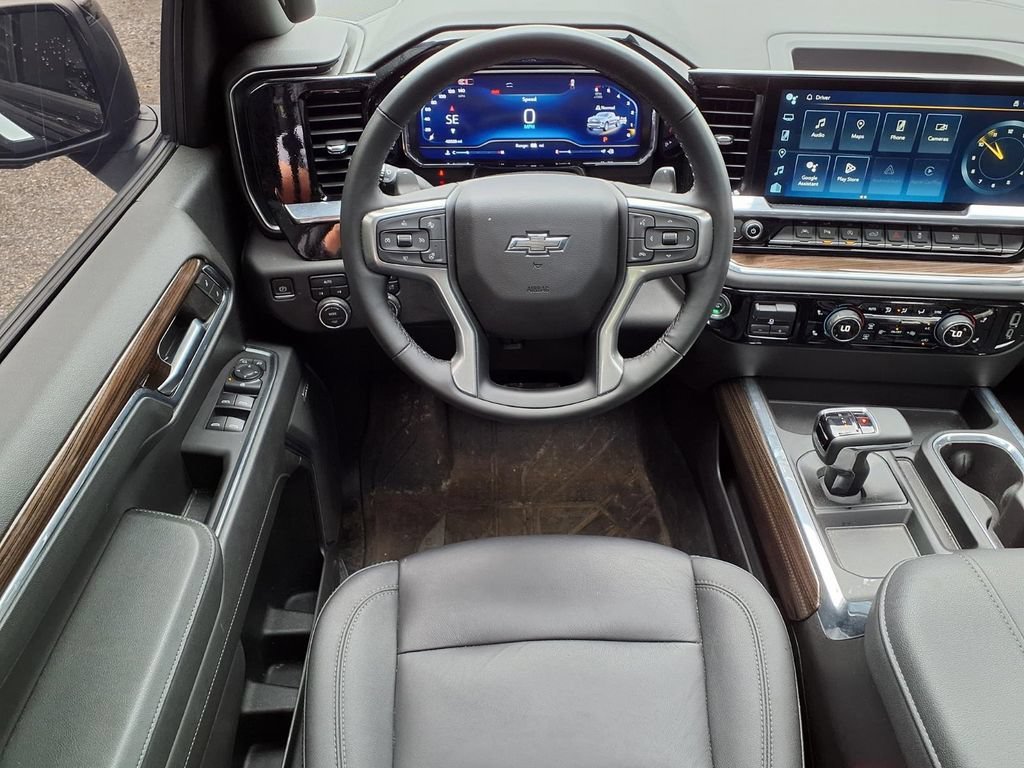 Used 2024 Black Chevrolet RST image 17