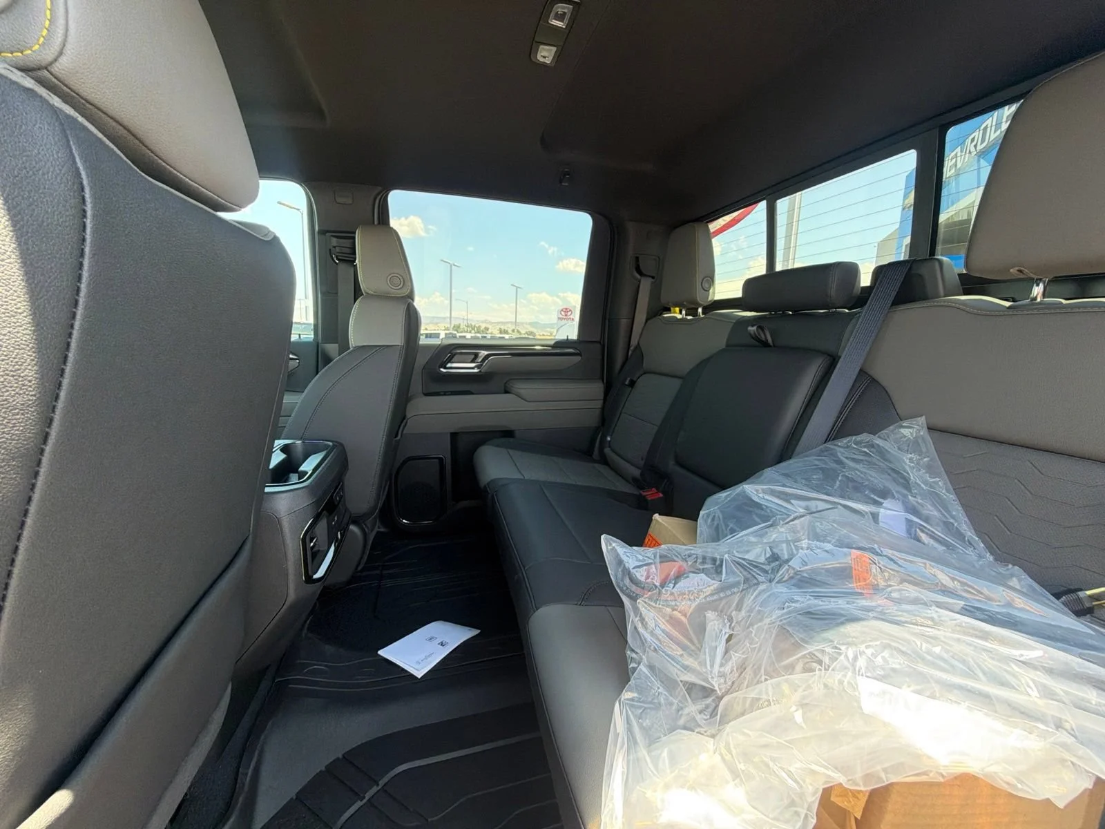2026 Chevrolet Silverado 2500 HD ZR2 - Photo 24