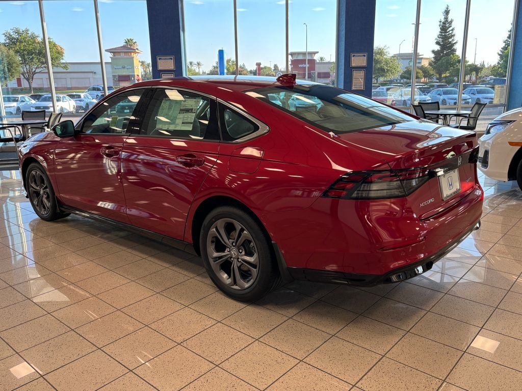 2026 Honda Accord Hybrid EX-L - Photo 7