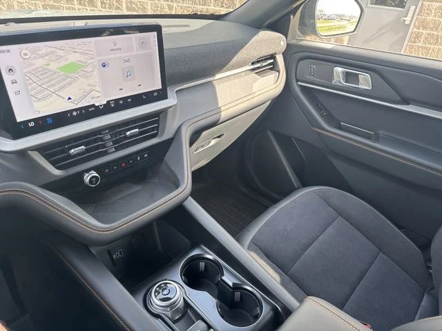 New 2026 Vapor Blue Metallic Ford Tremor® image 25