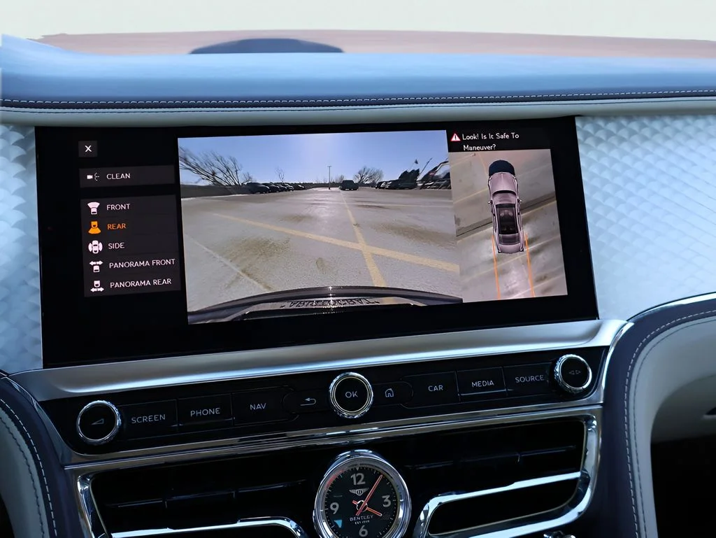 Used 2023 Gray Violet by Mulliner Bentley Azure image 28