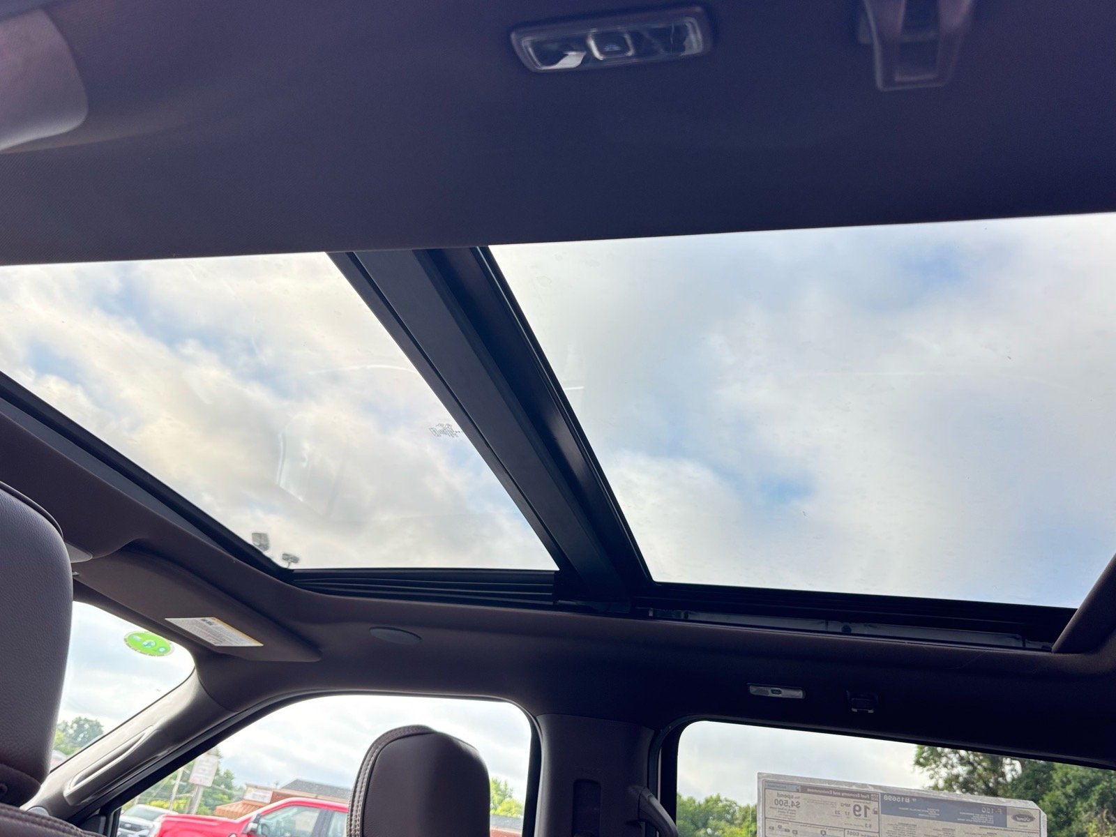 New 2026 Star White Metallic Tri-Coat Ford King Ranch® image 21