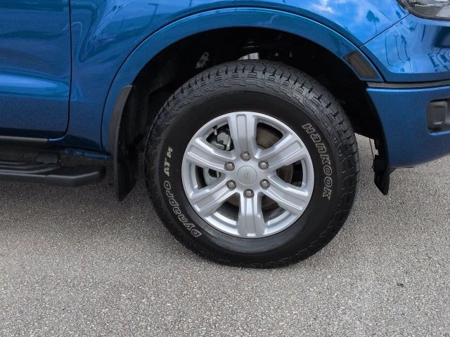 Certified Used 2020 Lightning Blue Ford XLT image 11