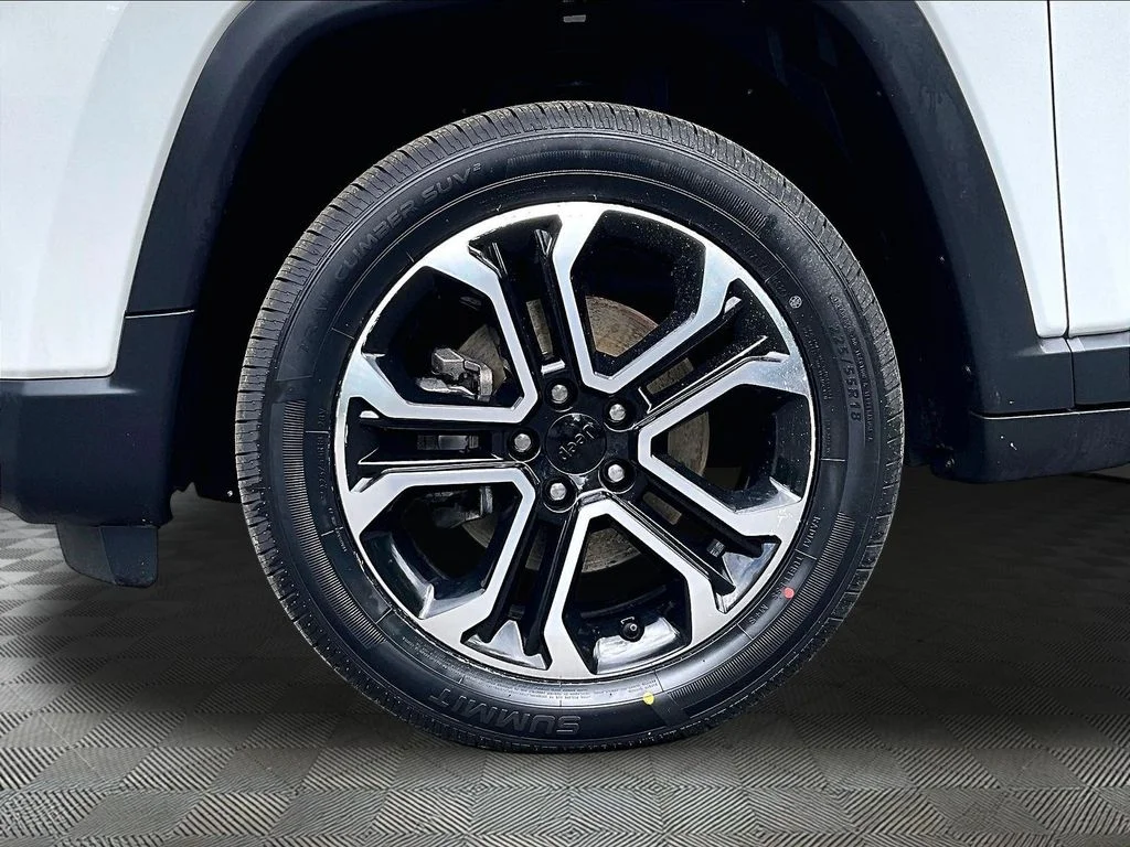 Used 2022 White Jeep Limited image 30