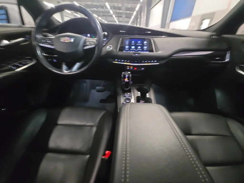 Used 2023 CRYSTAL WHITE TRICOAT Cadillac AWD Luxury image 27