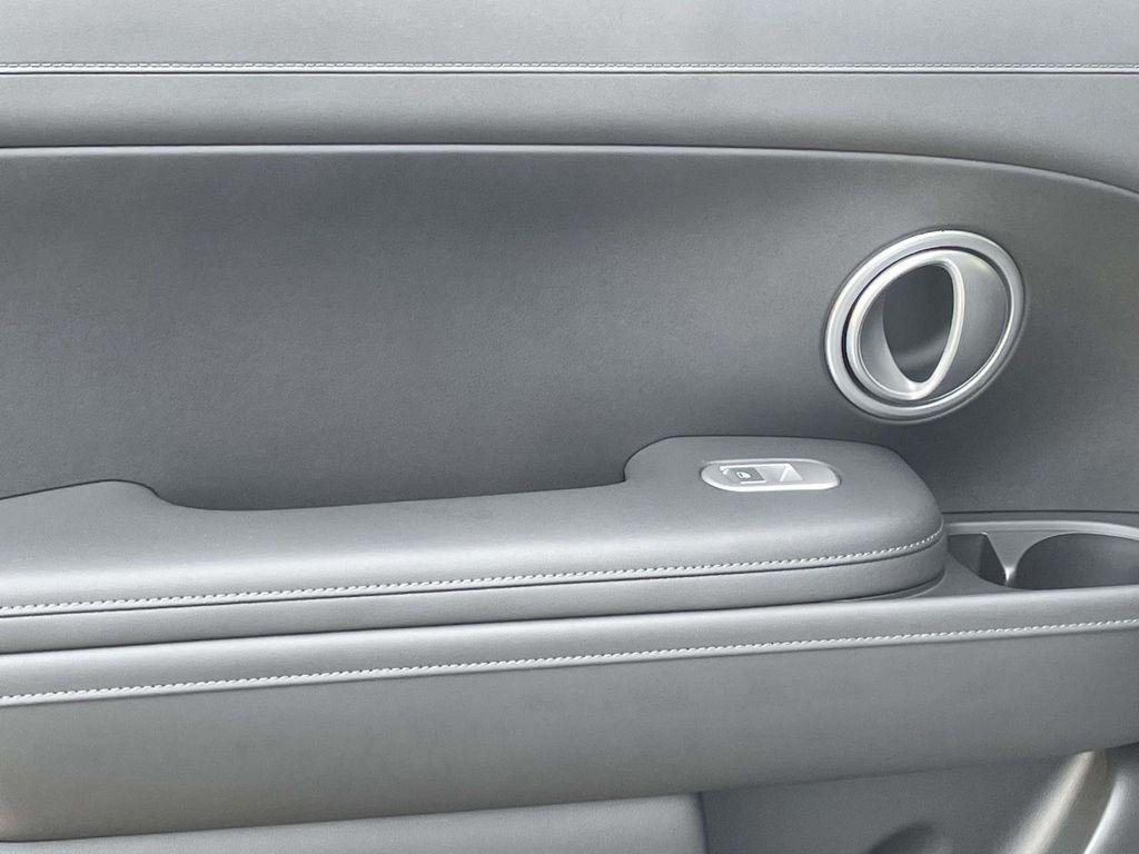 New 2026 White Hyundai Limited AWD image 11