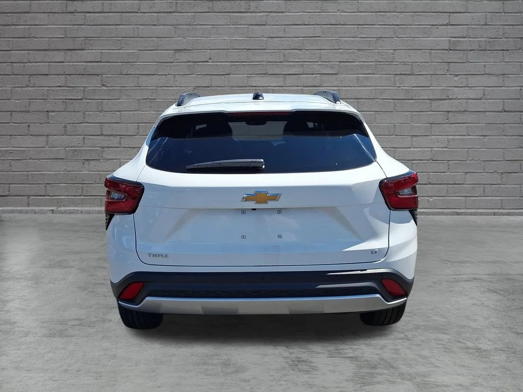 New 2026 Summit White Chevrolet LT image 7