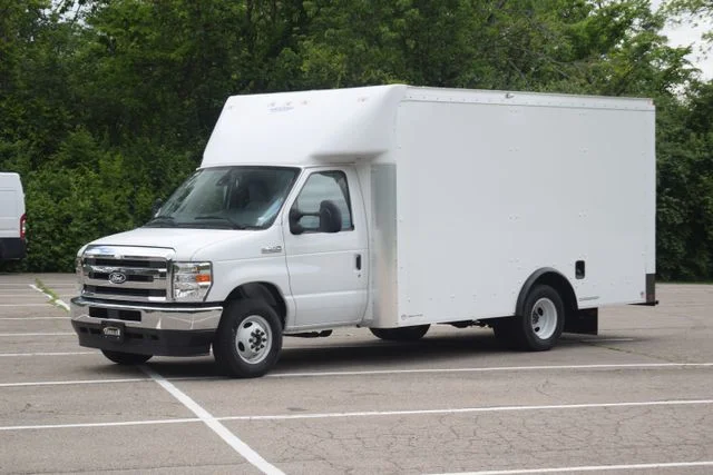 2026 Ford E-Series Cutaway Base - Photo 15