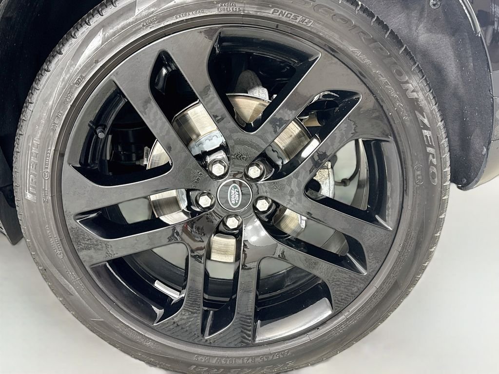 Certified Used 2024 Black Land Rover S image 32