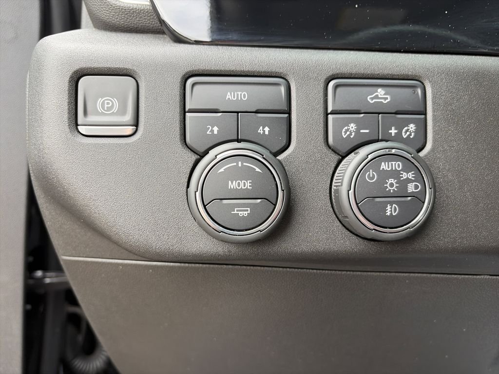 Used 2024 Black Chevrolet RST image 21