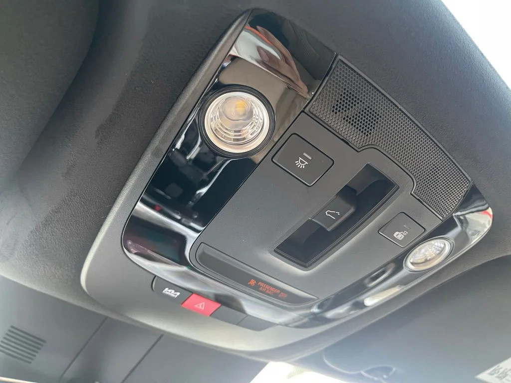 New 2026 White Kia X-Line SX Prestige image 21