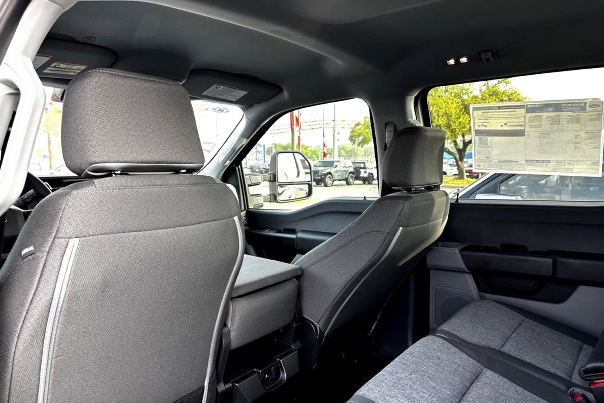 2025 Ford F-250 Super Duty XL - Photo 23