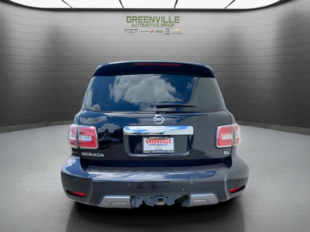 Used 2020 Super Black Nissan SL image 4
