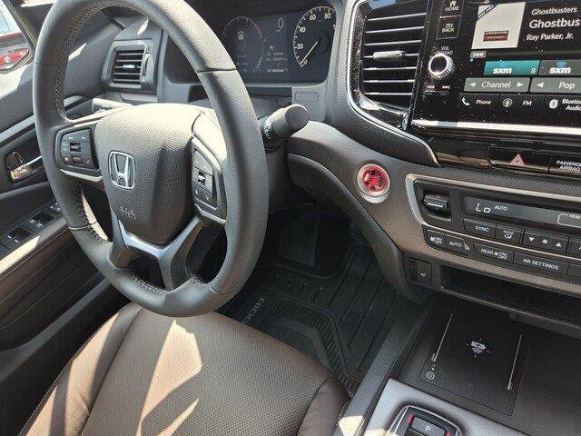 Used 2026 Platinum White Pearl Honda RTL image 33