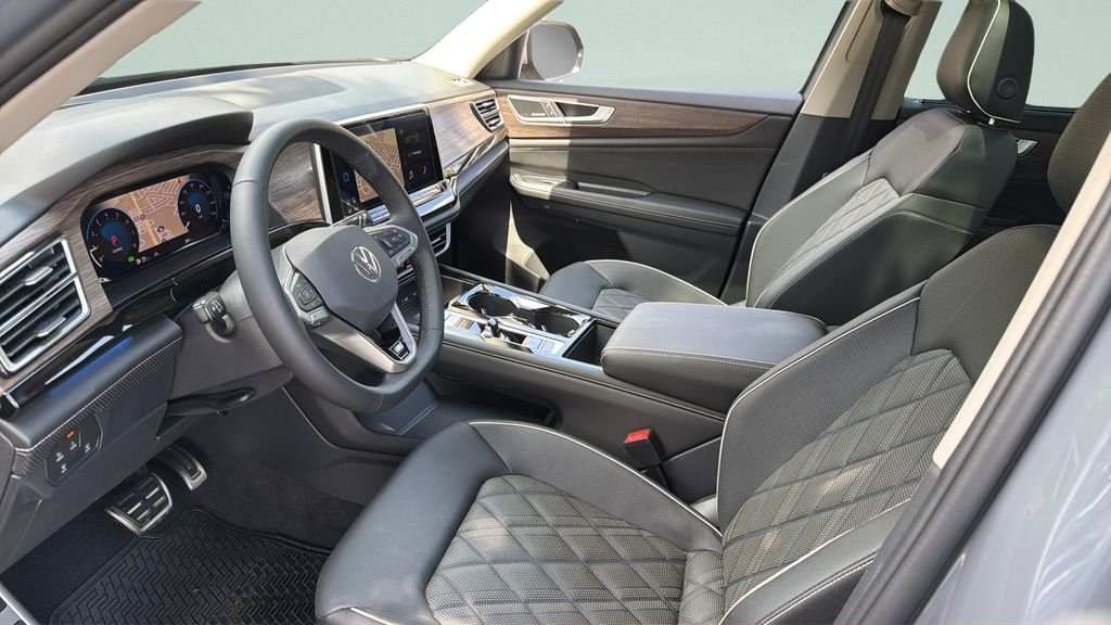 2026 Volkswagen Atlas SEL Premium R-Line - Photo 30