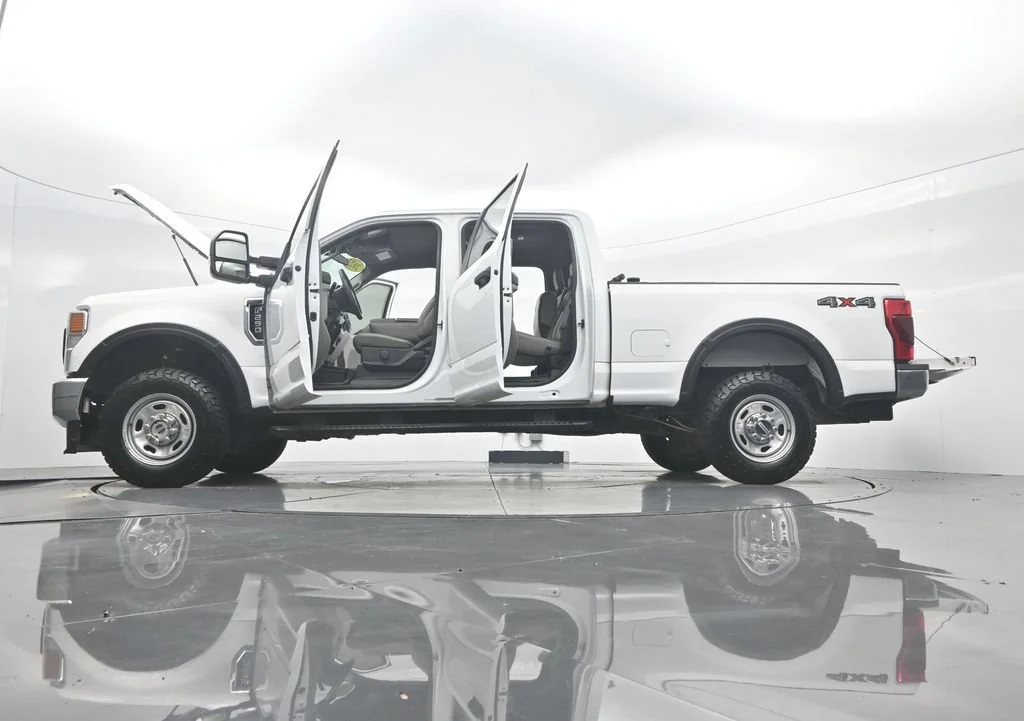 Used 2022 White Ford XL image 52
