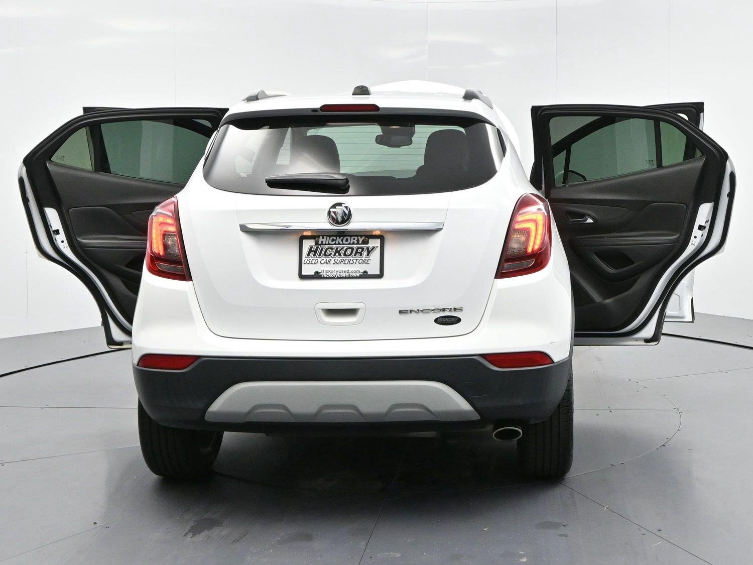 Used 2021 Summit White Buick Preferred image 37