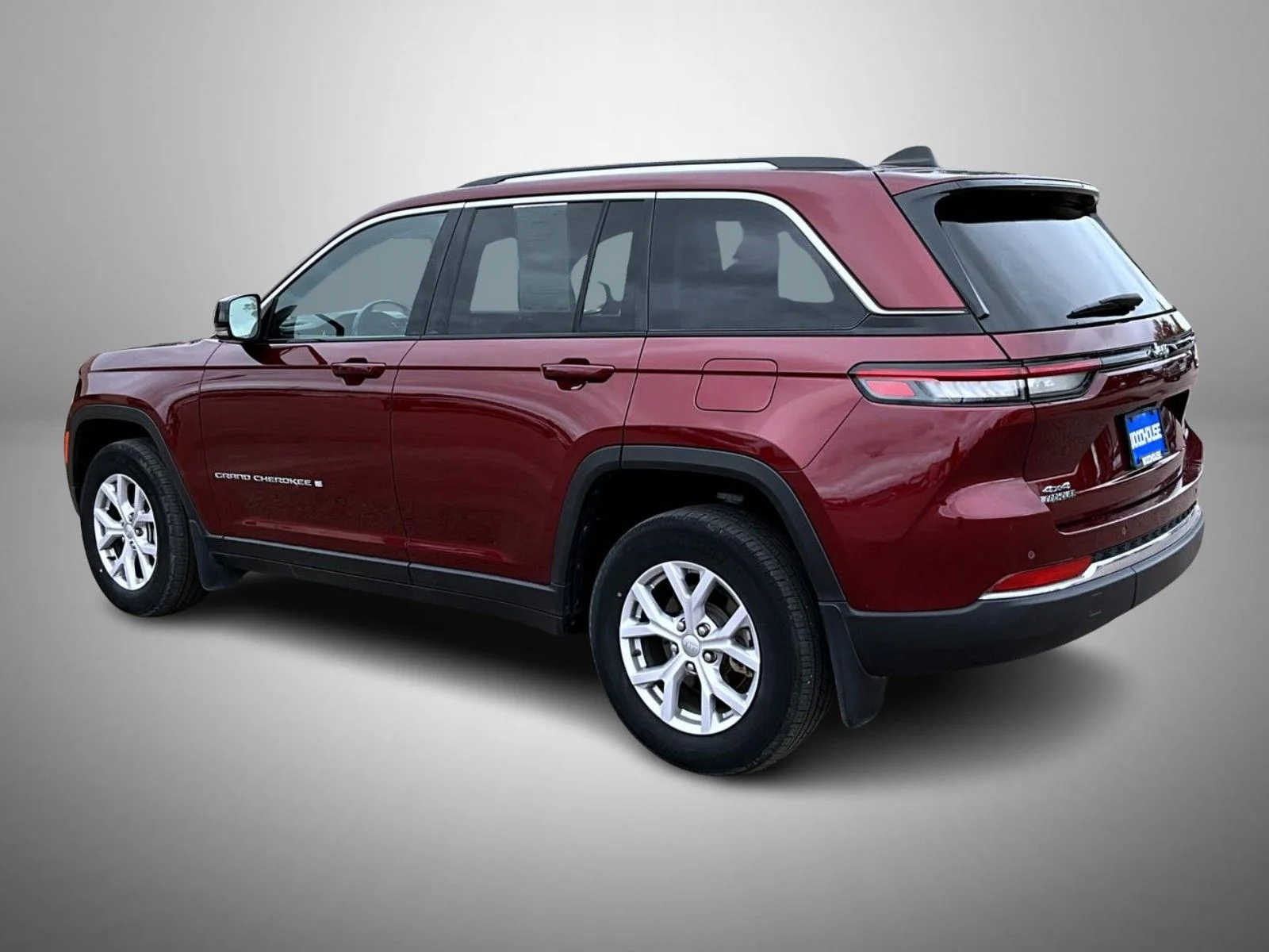 Used 2022 Red Jeep Limited image 7