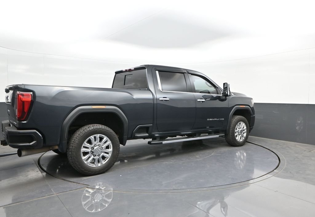 Used 2022 Green GMC Denali image 15