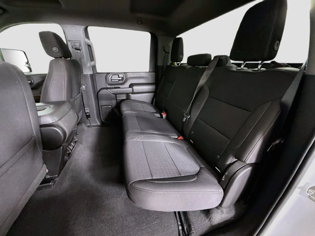 Used 2023 White Chevrolet LT image 22