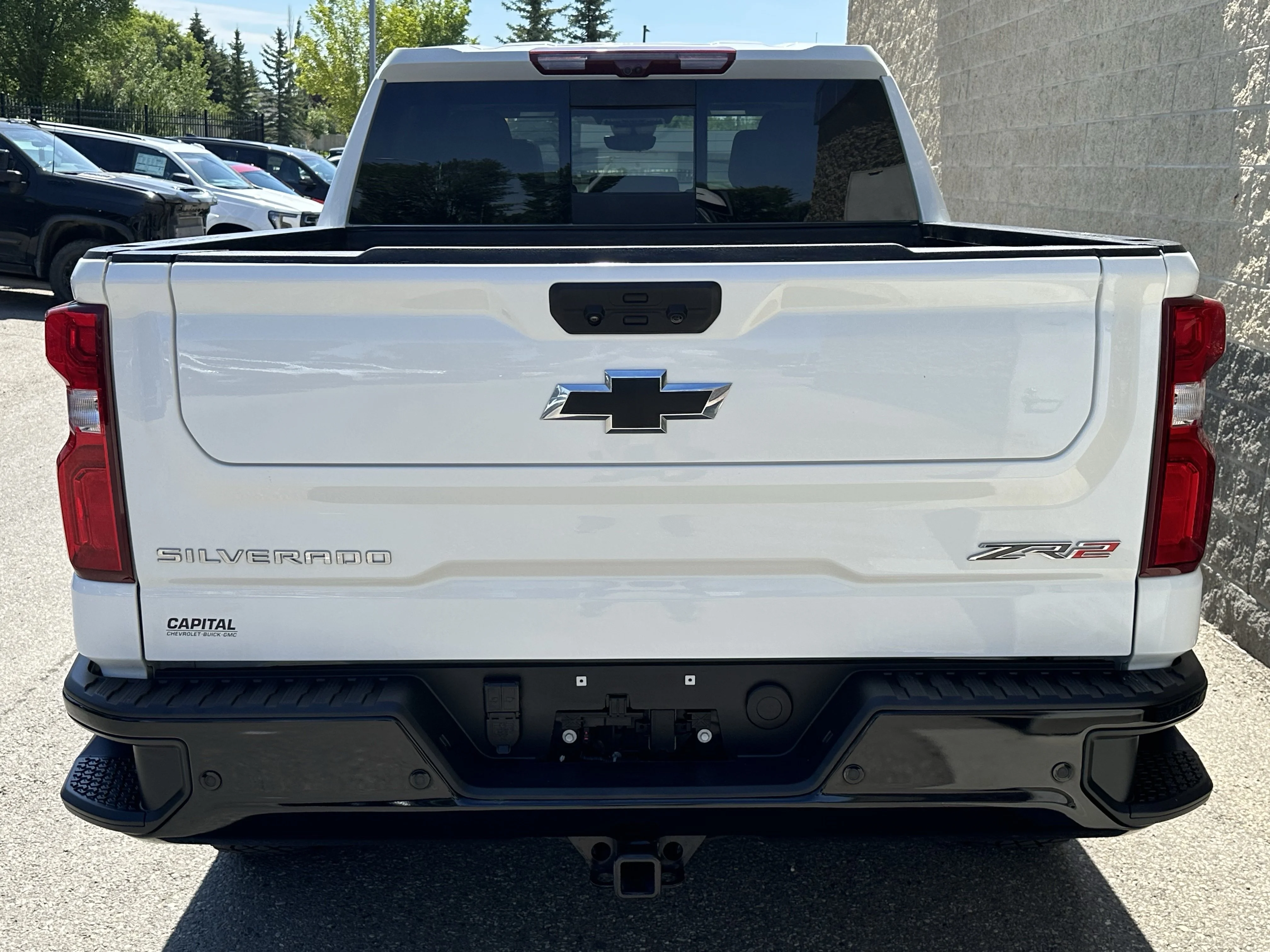 Certified Used 2024  Chevrolet ZR2 image 5