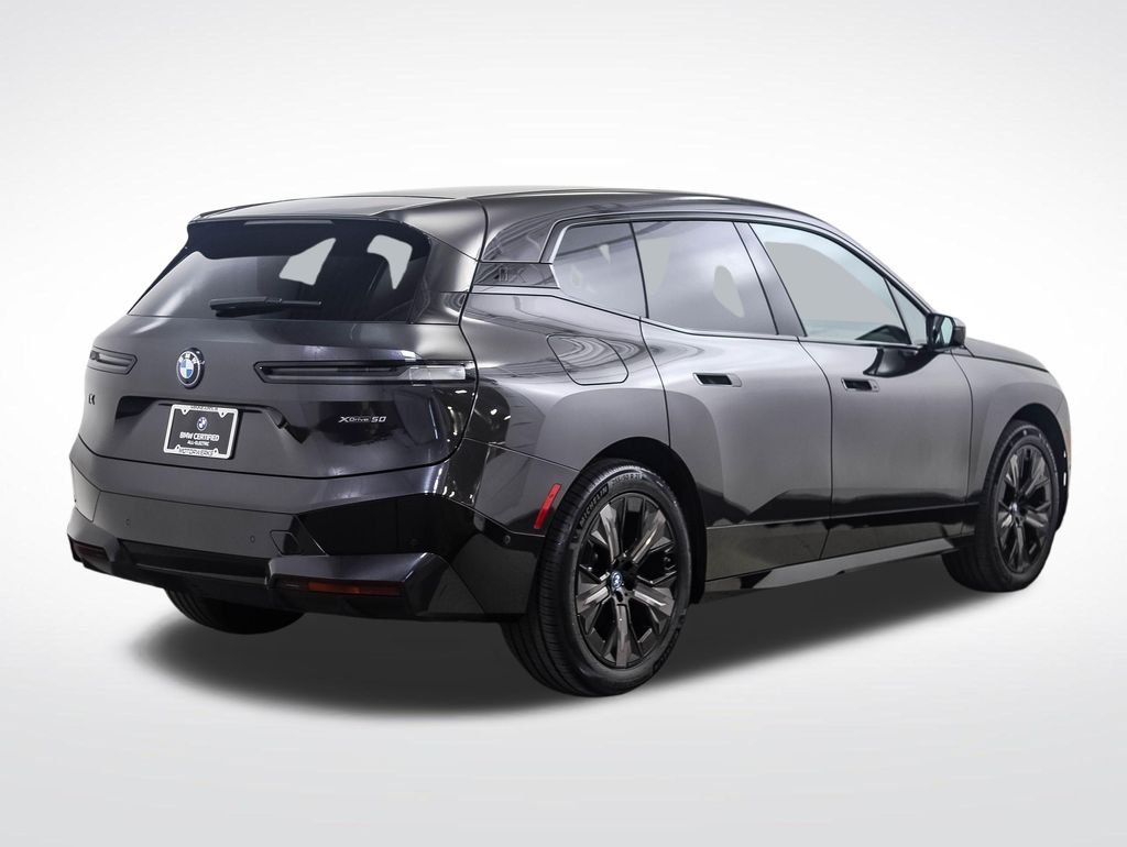 Certified Used 2024 Dark Graphite BMW xDrive50 image 5
