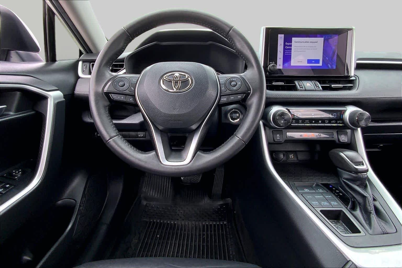 Used 2023 Wind Chill Pearl Toyota XLE Premium image 6