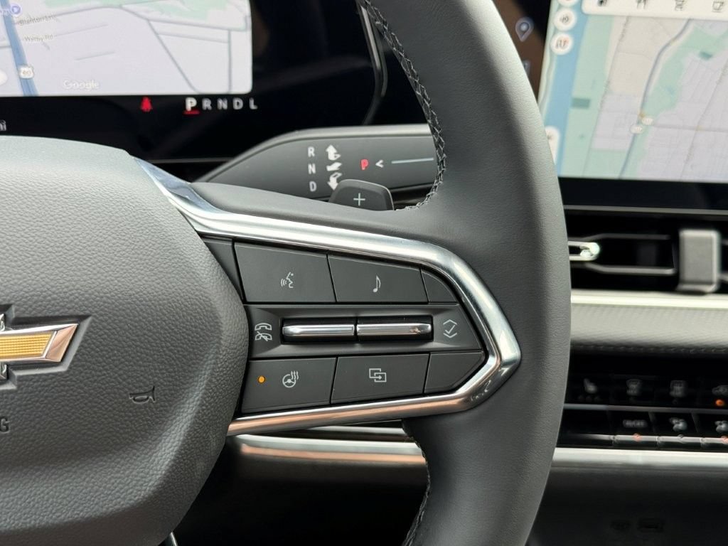 2027 Chevrolet Equinox LT - Photo 24