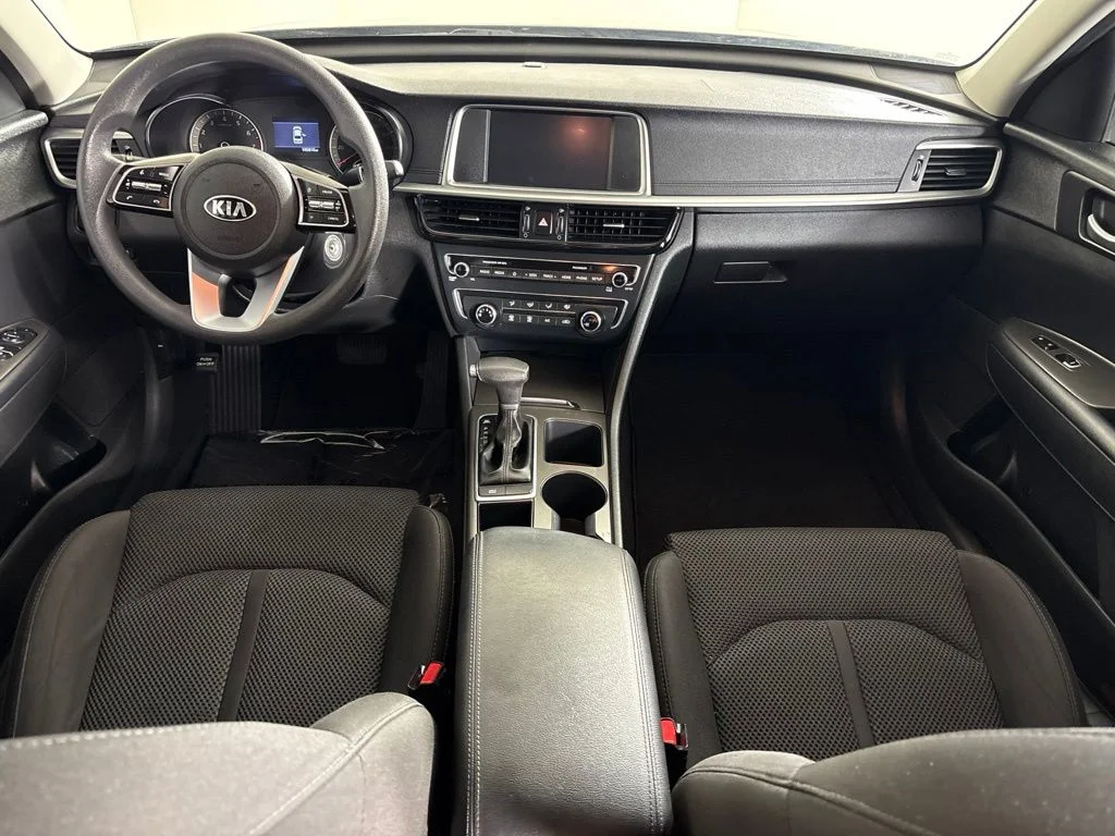 Certified Used 2019 Platinum Graphite Kia LX image 13