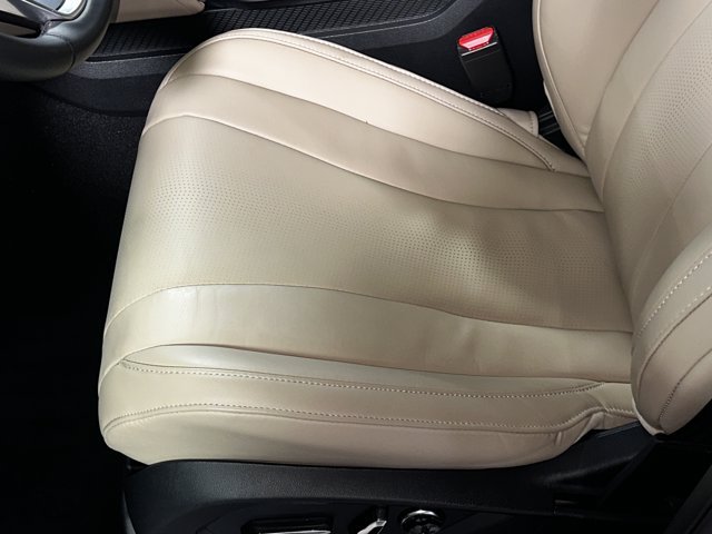 Used 2026 Platinum White Pearl Acura with Technology Package image 9