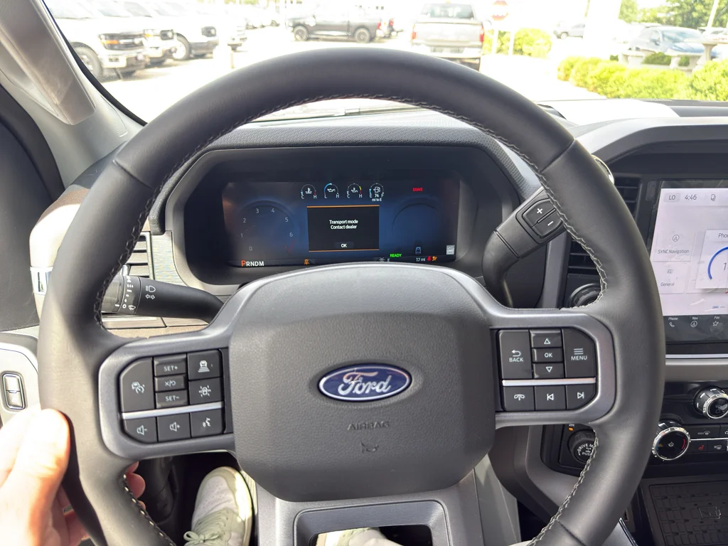 New 2026 Carbonized Gray Metallic Ford XLT image 15