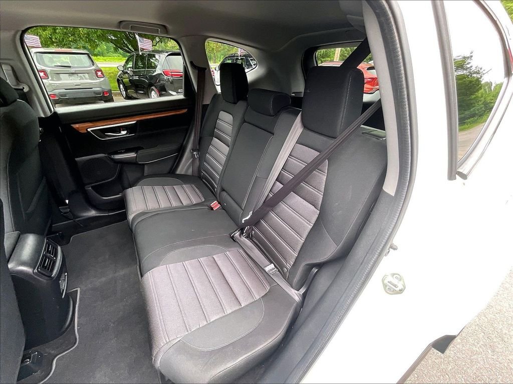 Used 2018 White Honda EX image 25