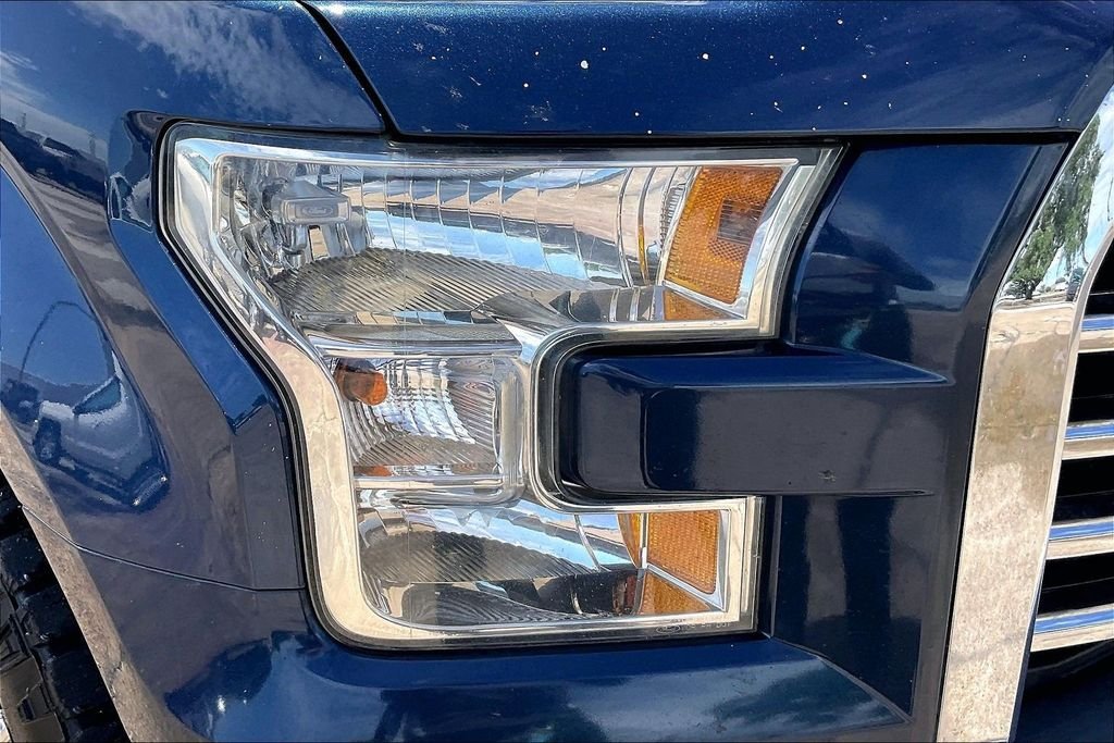 Used 2016 Blue Ford XLT image 33