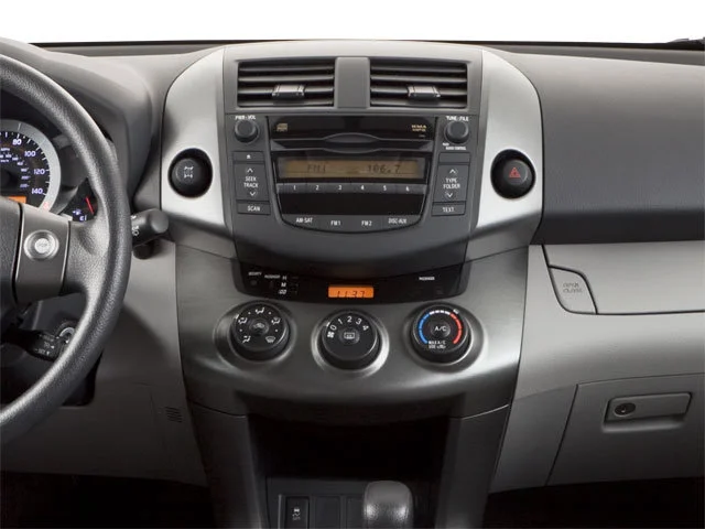 Used 2010 Blizzard Pearl Toyota Ltd image 23