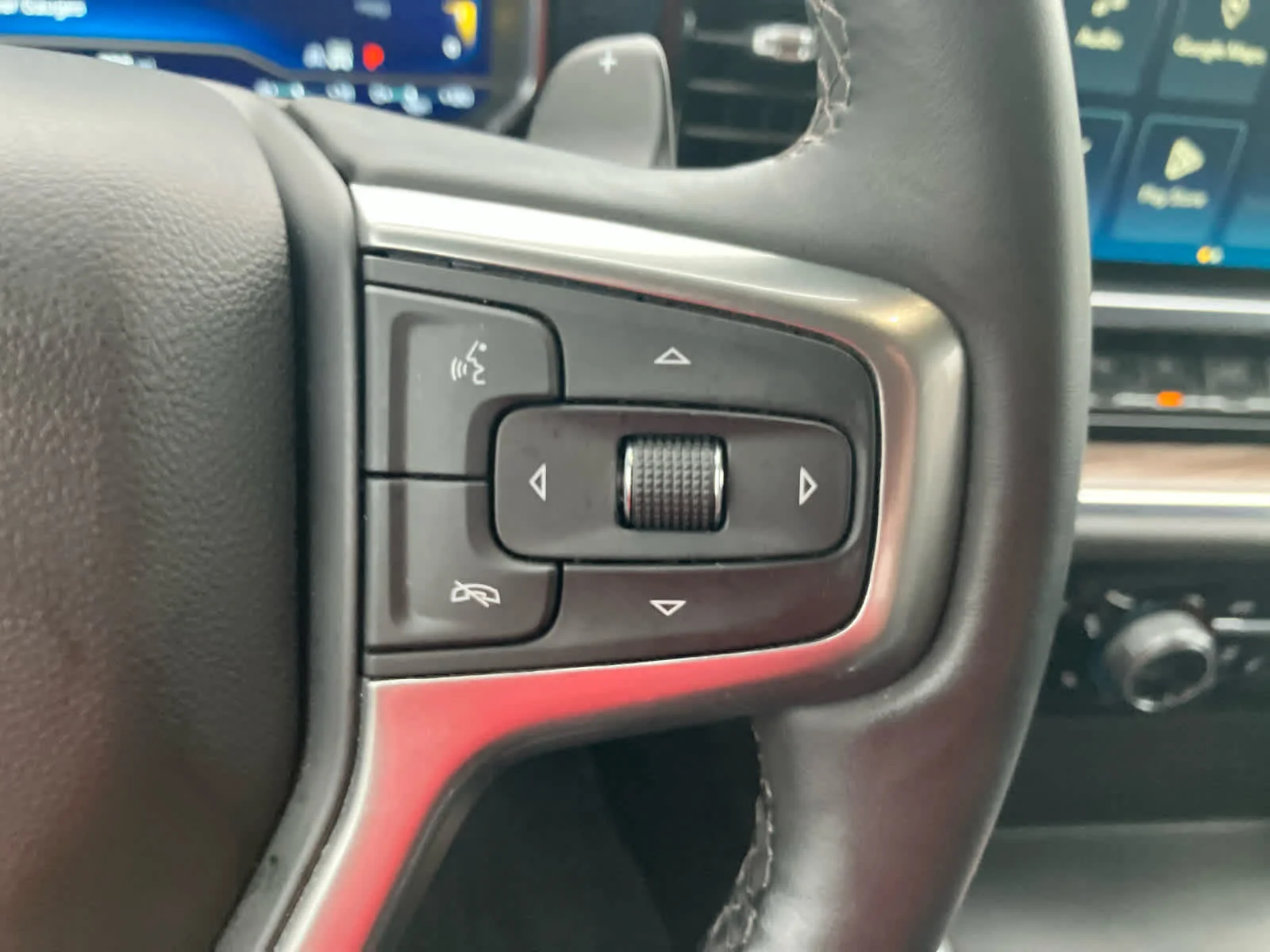 Used 2023 Black Chevrolet RST image 21