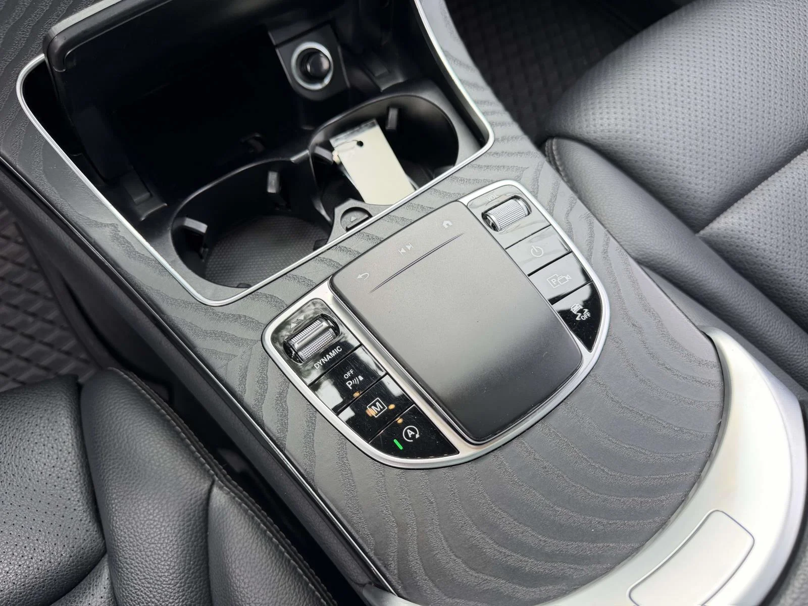 Used 2021 Blue Mercedes-Benz GLC 300 image 23