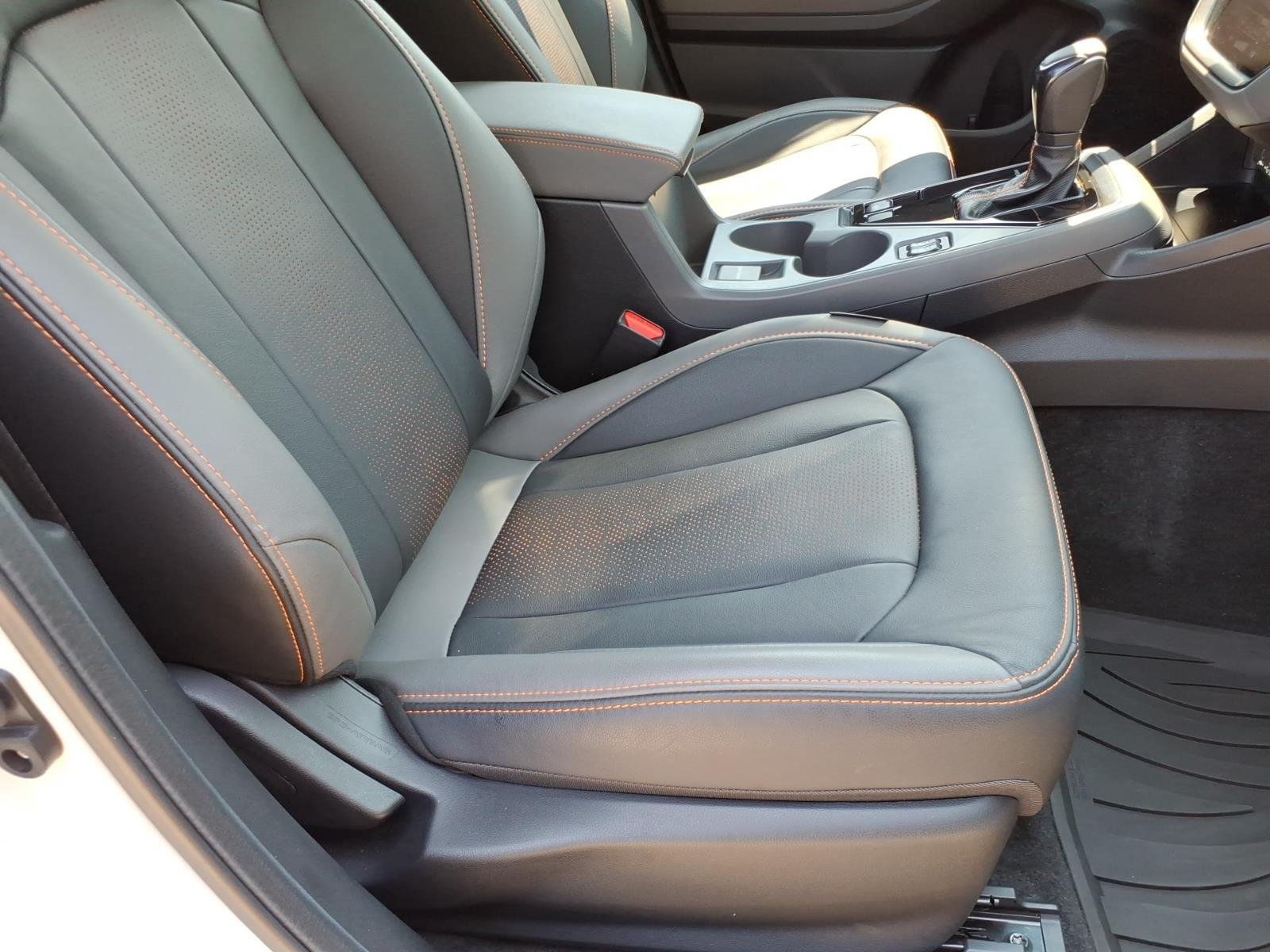 Used 2025 Crystal White Pearl Subaru Limited image 22
