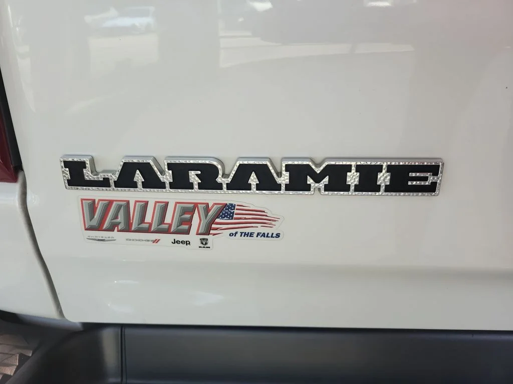 Used 2023 White Ram Laramie image 14