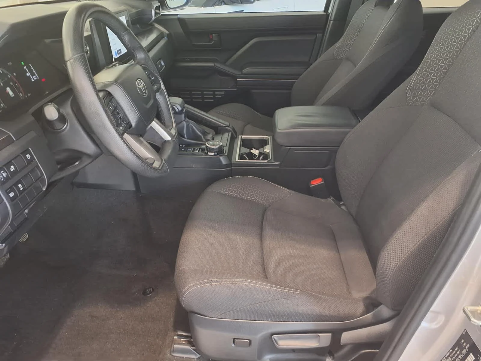 Used 2025 Cutting Edge Toyota SR5 image 13