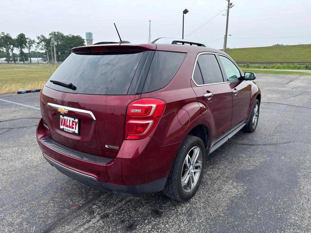 Used 2017 Red Chevrolet Premier image 10